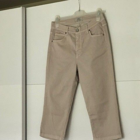 Capri bukse i jeans modell, fra Bessie (Italia) Str. 33 (42)