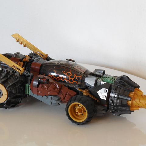 Lego Ninjago Sett nr. 70669 Jorddrill