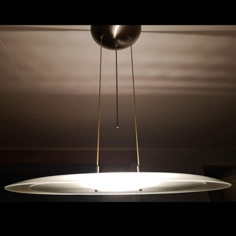 Studio Design Italia (designer lampe) Nypris 15000,- selges rimelig!