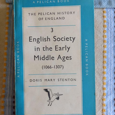 English Society in the Early Middle Ages (1066-1307) av Doris Mary Stenton