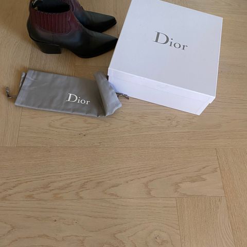 Christian Dior sko str 40