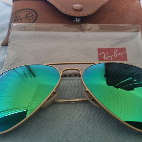Ray-Ban Aviator solbrille til salgs