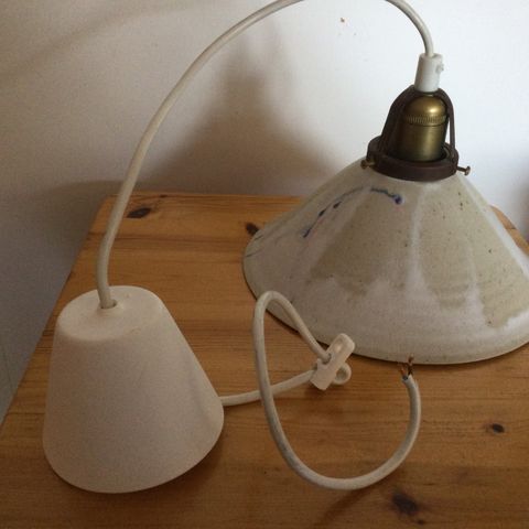 KJERAMIKKLAMPE FOR TAKOPPHENG - 200kr