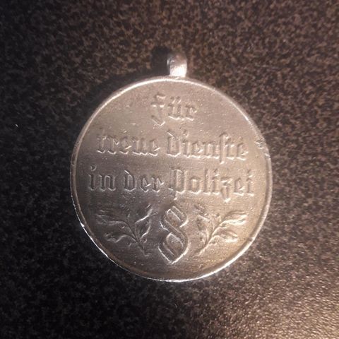 Repro tysk ww2 polizei medalje selges hbo utrop