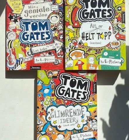 Barnebøker Tom Gates Pocket (1,3 og 4 på serien)