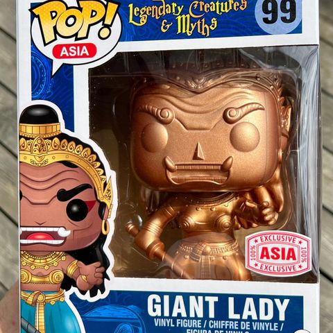 Funko Pop! Asia: Giant Lady (Gold) (6 inch) | Legendary Creatures & Myths (99)