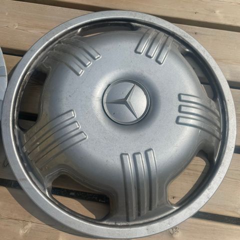 Mercedes hjulkapsel bobil