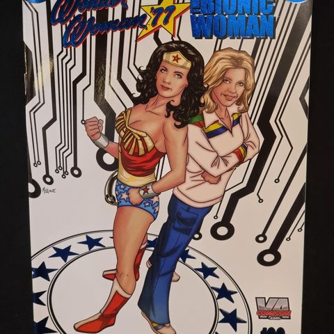 Wonder Woman '77 Meets Bionic Woman - VA Exclusive: LTD 100 (Blue Foil Variant)