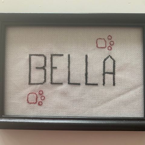 Bella - Brodert bilde