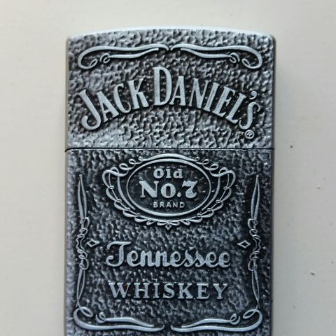 Gass lighter Jack Daniels selges. pris, 300,kr,