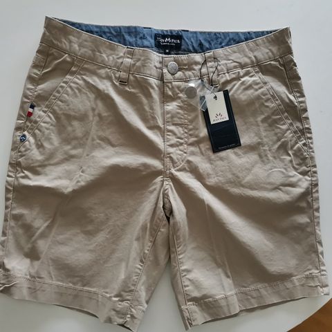 Ny shorts fra Jean Paul i str M i beige