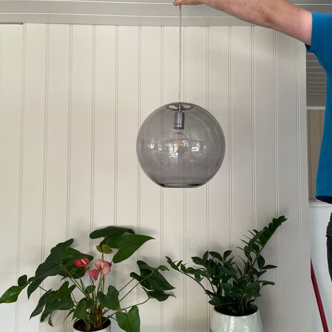 Tallus takpendel/taklampe fra lampemagasinet selges billig