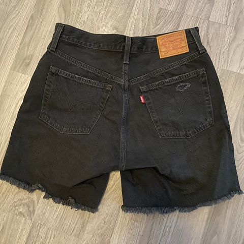 levis 501 shorts 27»