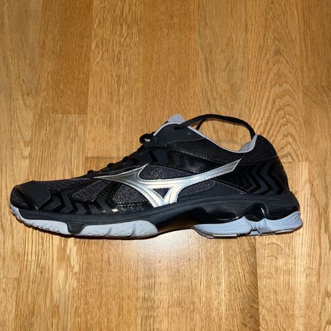 Mizuno Wave Bolt 7