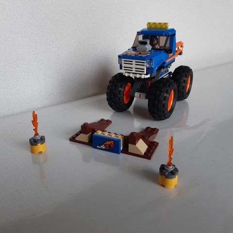 Lego Monstertruck 60180