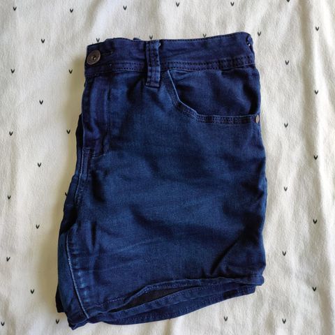 Shorts fra Amisu