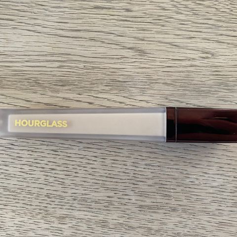 Hourglass Vanish Airbrush Finish Concealer i fargen Cotton