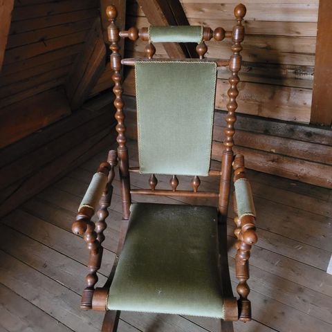 Selge en fin antikk stol