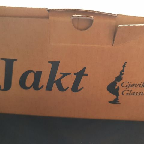 Jaktflaske-drammeglass-skinnholder-Gjøvik-Glassverk