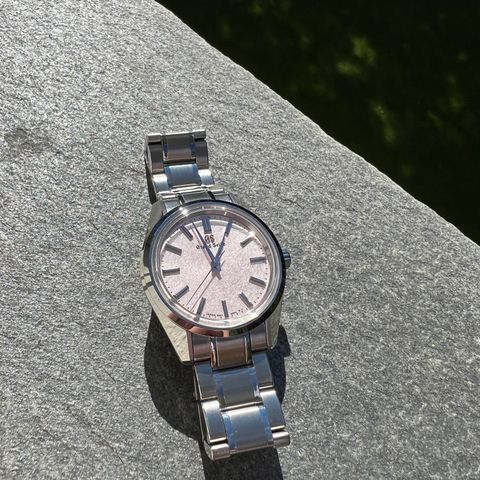 Grand Seiko SBGW289 Sakura Kakushi, lufter interesse