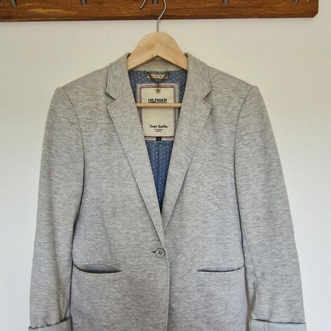 Blazer str M fra Tommy Hilfiger Denim