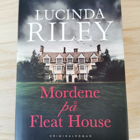 Lucinda Riley Mordene på Fleat House