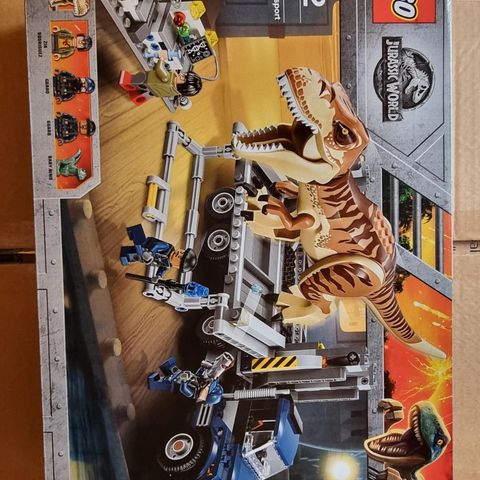 NY Lego Jurassic World