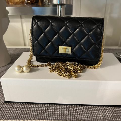 chanel woc