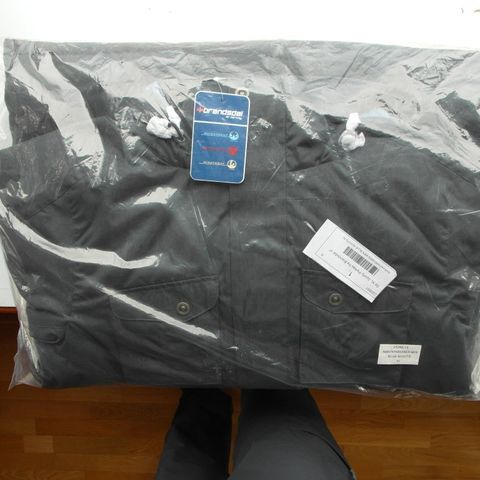 Ny parkas kun str XL