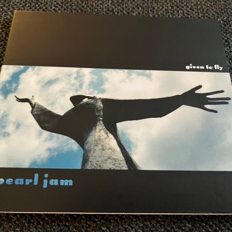 CD Single: Pearl Jam «Given to Fly»