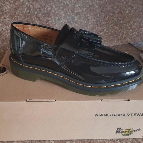 Dr martens ønskes i St 42