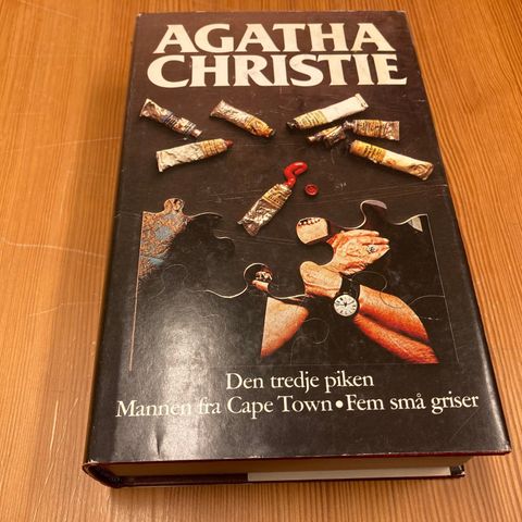 Agatha Christie : DEN TREDJE PIKEN/MANNEN FRA CAPE TOWN/FEM SMÅ GRISER