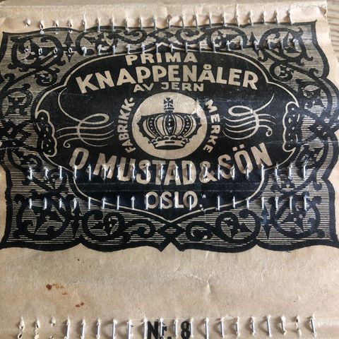 Vintage knappenåler