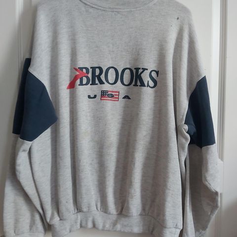 BROOKS. USA. Herregenser. HOODIE.