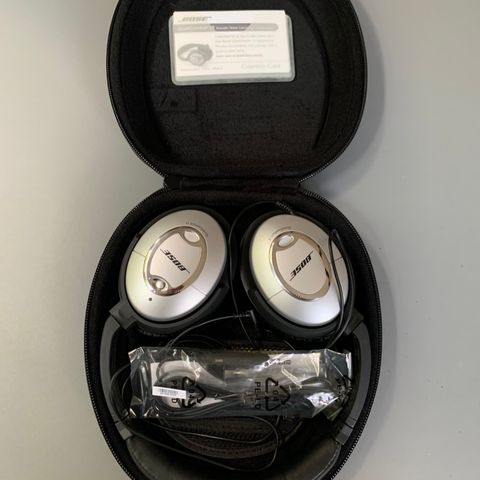 Bose Acoustic Noise Cancelling headphones