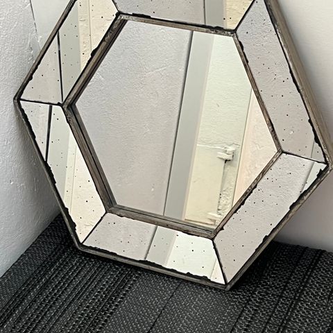Speil med seks kanter
