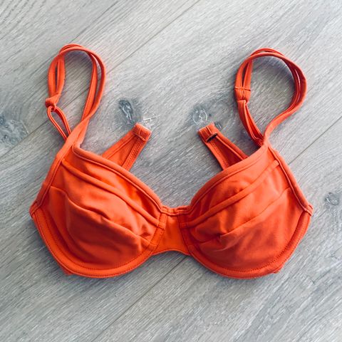 Ny oransje bikini med bøyler  - medium / C70