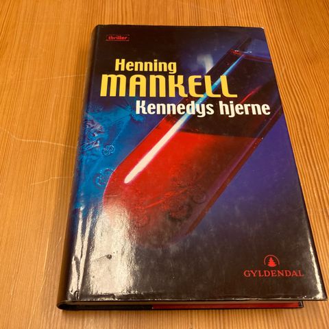 Henning Mankell : KENNEDYS HJERNE