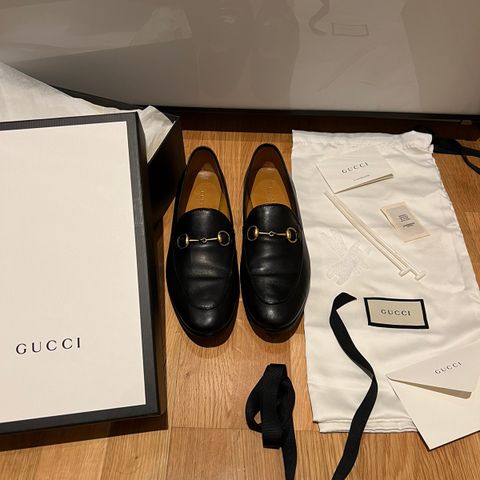 GUCCI Jordaan leather loafers til dame, svart skinn - str. 38.5