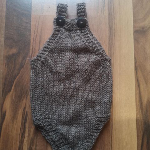 Strikket Lillesøsters romper petite knit