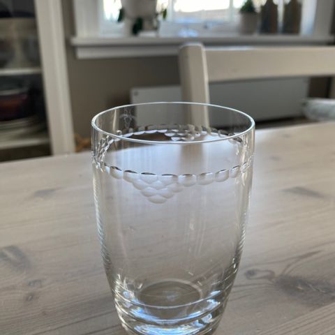 Aida vannglass fra Royal Copenhagen ønskes kjøpt