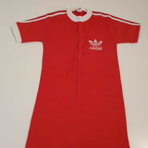 Retro Adidas T-skjorte