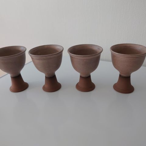 Håndlaget keramikk av Olav Kvisli, Telemark
