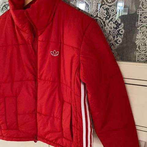 Jakke fra Adidas.  Ny. Str Uk 10 / E 38