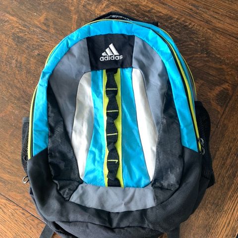 Retro Adidas bag og sekk