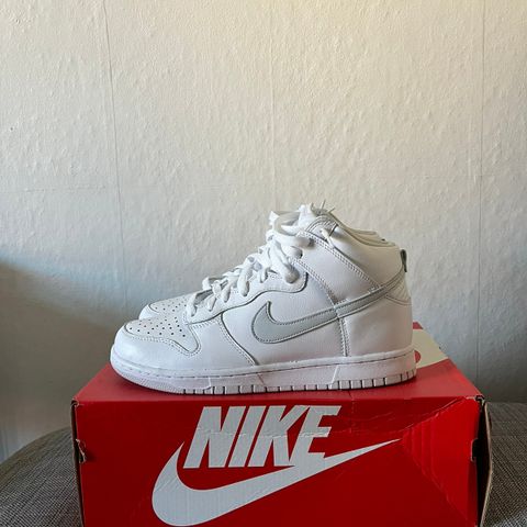 Nike Dunk Hi Pure Platinum