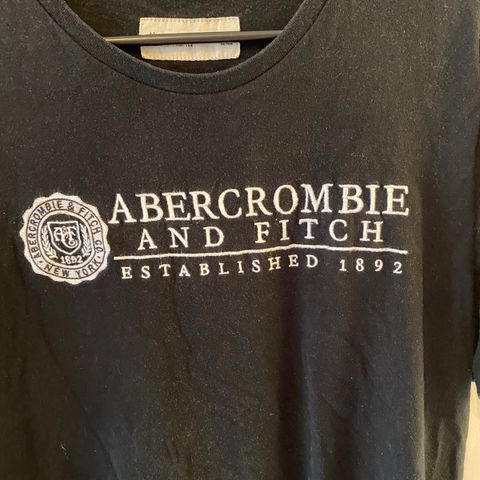 Abercrombie & Fitch T-skjorte