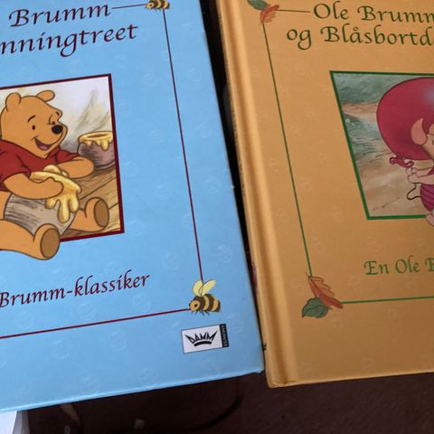 Ole Brumm og honningtreet. Ole Brumm og blåbortdagen. En Ole Brumm klassiker