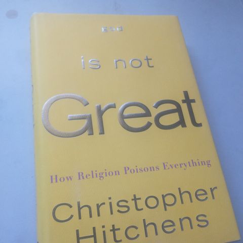 Christopher Hitchens God is not Great første utgave