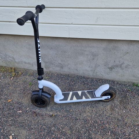 White Dirt Scooter Offroad Air